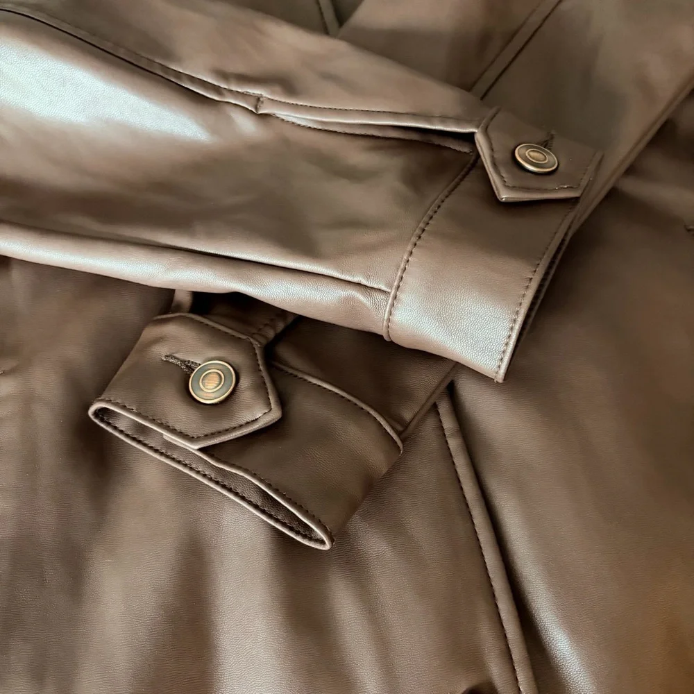 Stoosh Brown Leather Jacket, Zumiez, Buckle, Front pockets, button down, M